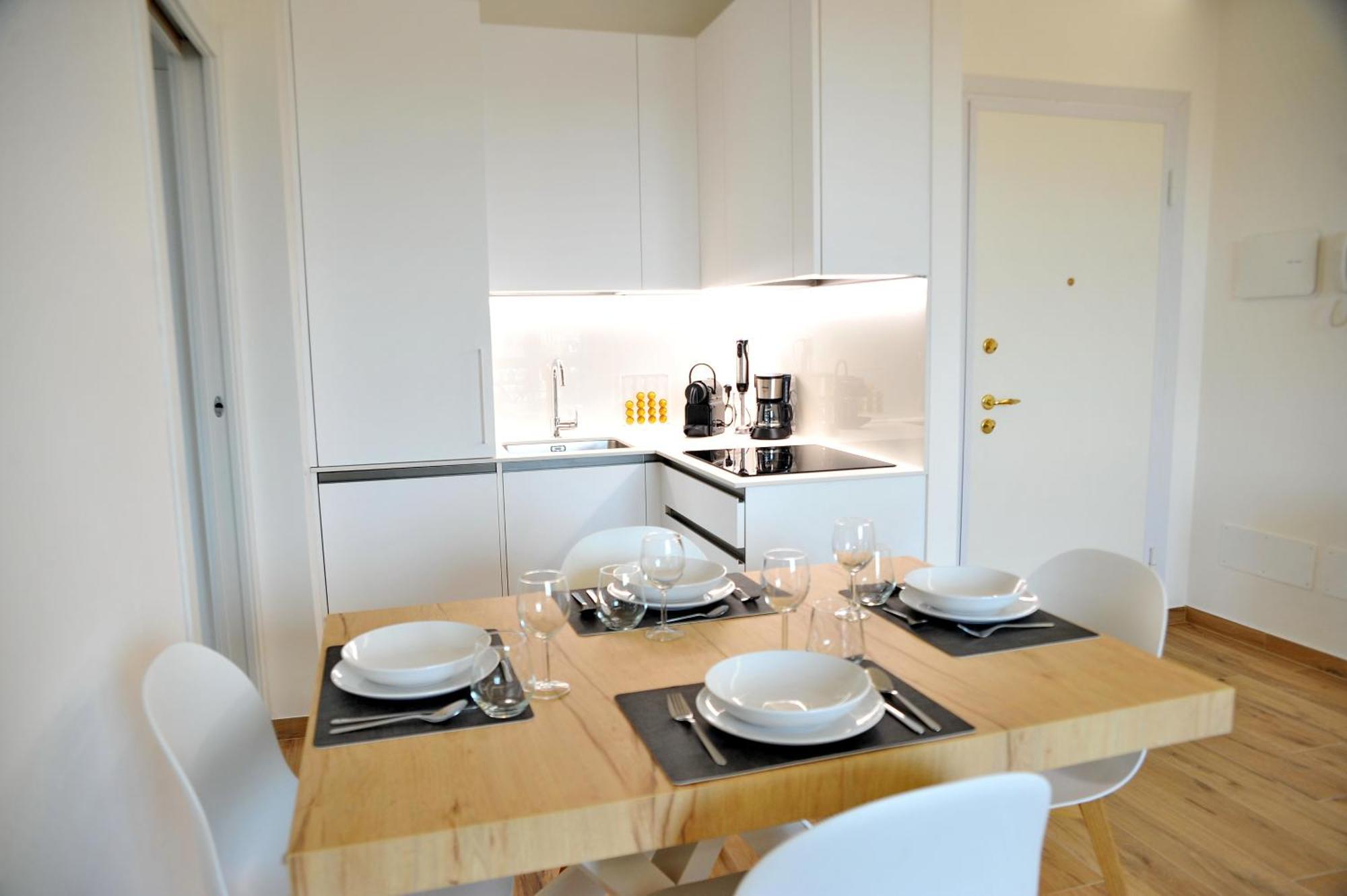 Gold Garda Desenzano Apartment Desenzano del Garda Exterior photo